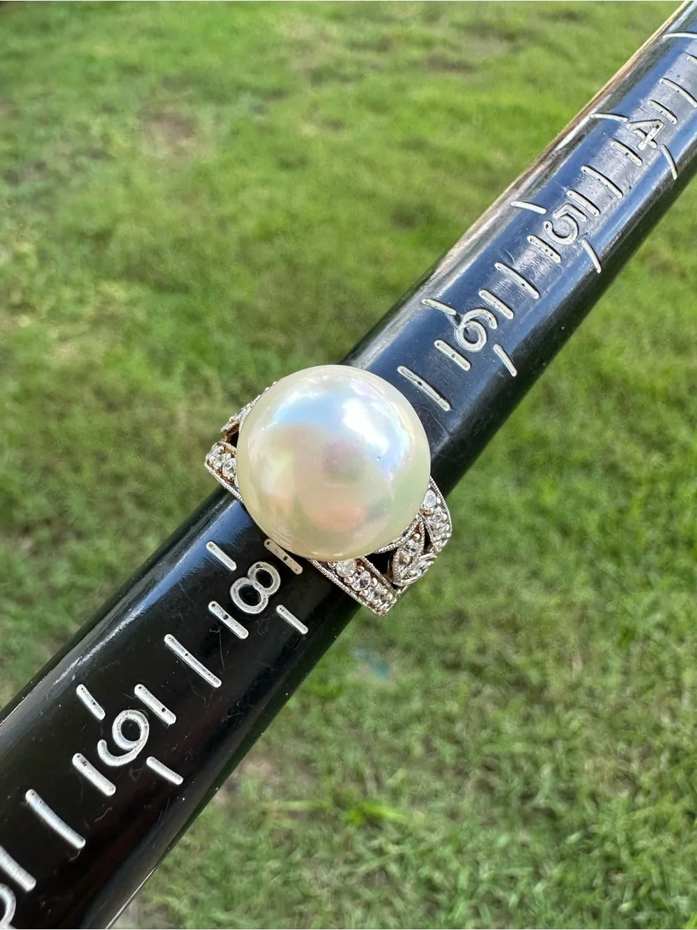 Vintage Sterling Silver Fox Pearl 13mm & CZ Ring size 7.5